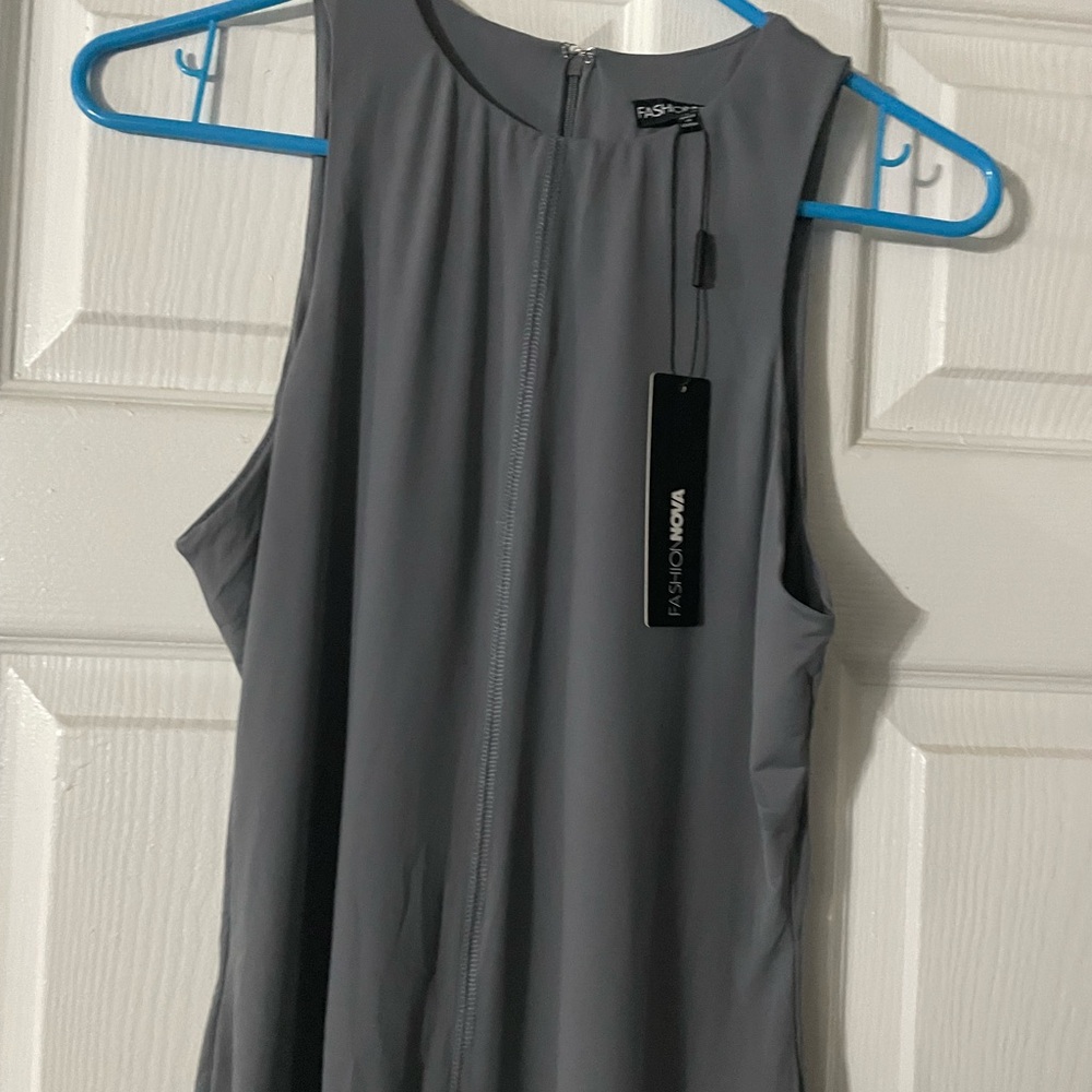 Fashion Nova sexy short jumper, size L, new with tags